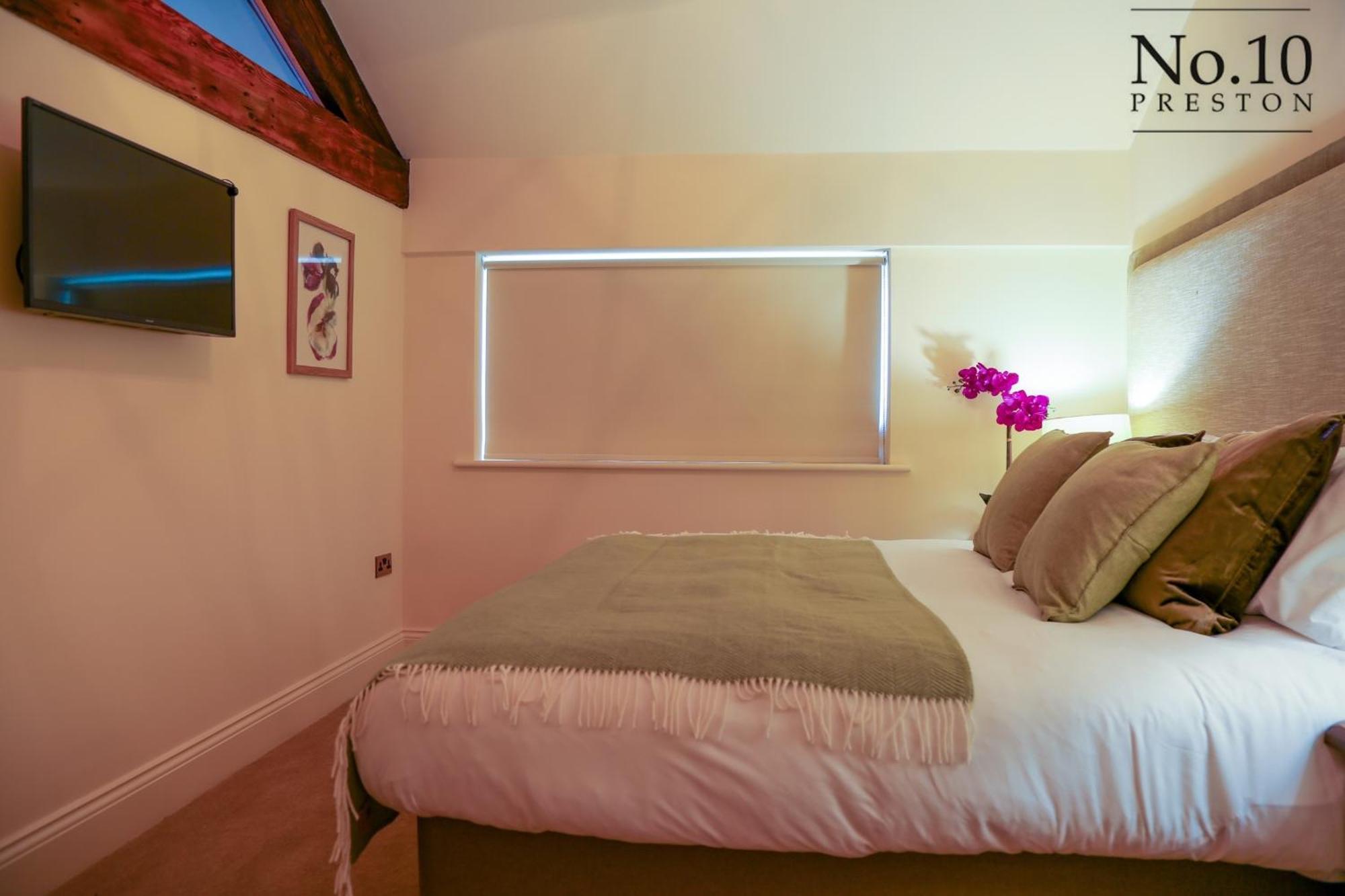 No.10 Preston Otel Preston  Dış mekan fotoğraf